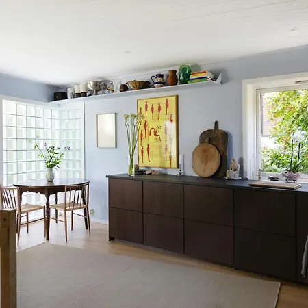 Architect-designed Townhouse With Roof Terrace