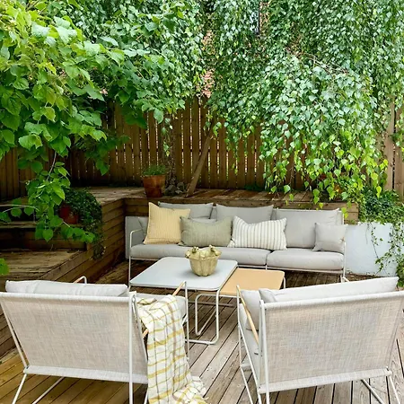 Architect-designed Townhouse With Roof Terrace * Oslo